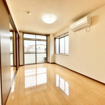 【居間・リビング】 | フローレス１０番館