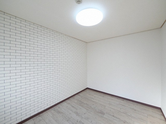 大阪市生野区新今里３丁目の賃貸マンションの居間・リビング