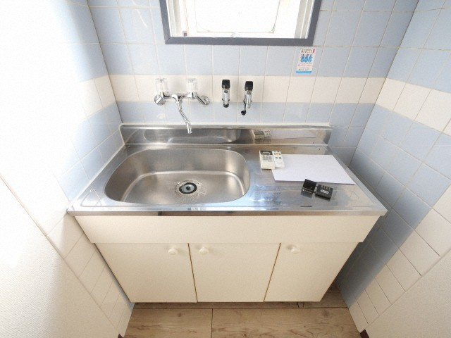 大阪市生野区新今里３丁目の賃貸マンションのキッチン