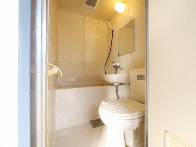 大阪市生野区新今里３丁目の賃貸マンションの浴室