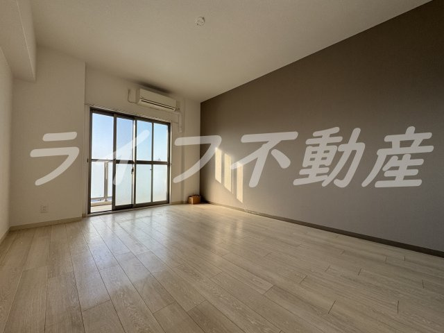 Cozy Court Ⅲの洋室|明るい洋室です