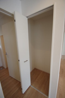 【収納】 | 【仲介手数料無料！！】府中市南町1丁目　新築戸建て（全2棟）1号棟　8099万円 | キッチン横収納