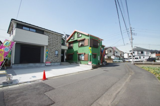 【前面道路含む現地写真】 | 【仲介手数料無料！！】府中市南町1丁目　新築戸建て（全2棟）1号棟　8099万円
