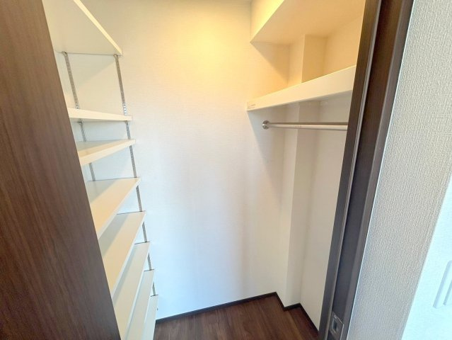 スプランディッド新大阪5の収納