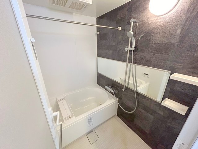 スプランディッド新大阪5の浴室