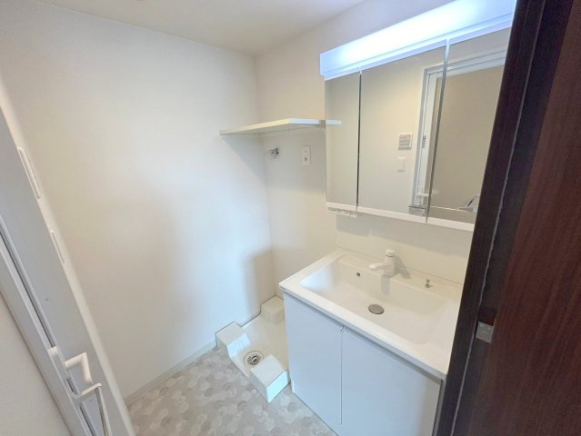 スプランディッド新大阪5の洗面所