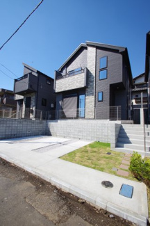 【駐車場】 | 【仲介手数料無料！！】稲城市平尾2丁目　新築戸建て（全3棟）2号棟　5499万円