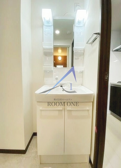 プレール・ドゥーク浅草Ⅴの洗面所|洗面台です。