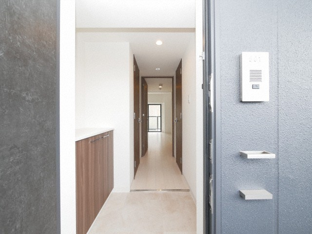 大阪市東成区大今里西３丁目の賃貸マンションの玄関