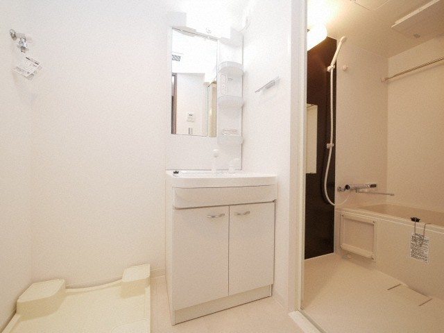 大阪市東成区大今里西３丁目の賃貸マンションの独立洗面台