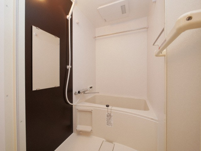 大阪市東成区大今里西３丁目の賃貸マンションの浴室