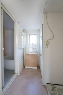 【洗面所】 | 小室ハイランドB街区 | 洗面室