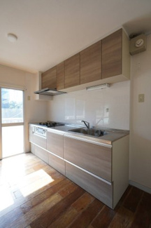 【キッチン】 | 小室ハイランドB街区 | LDK　約12.1帖　システムキッチン
