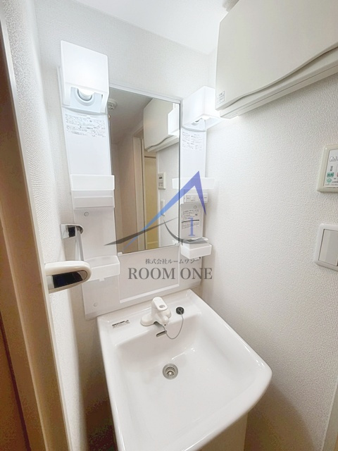 ドミシルAya M-弐番館の洗面所|洗面台です。