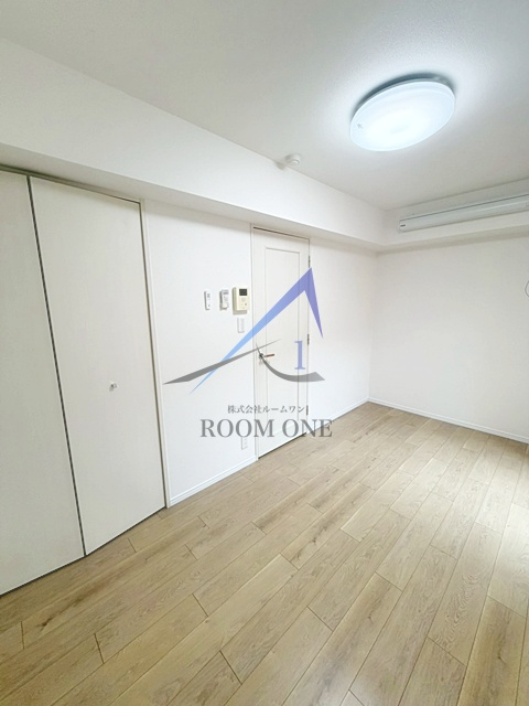 ドミシルAya M-弐番館の居間・リビング|洋室のお部屋です。