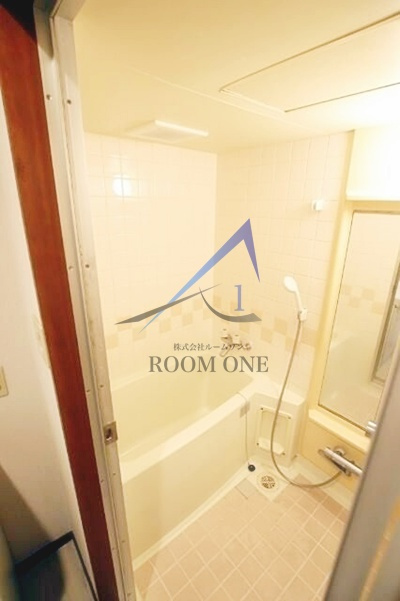 グランフォークスⅠ鷹翔の浴室|お風呂です。