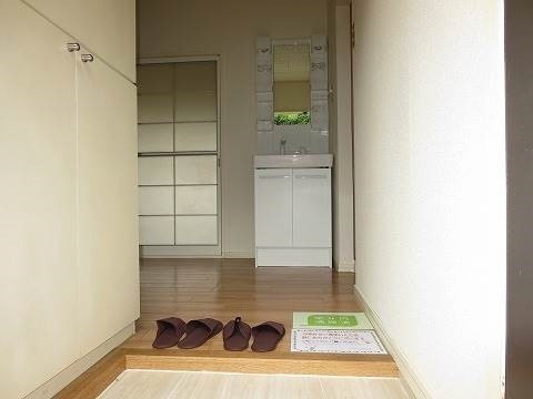 ニューハイツの玄関