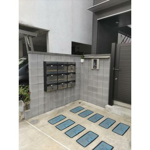 ホワイトファンのその他共用部分|綺麗なエントランス♪