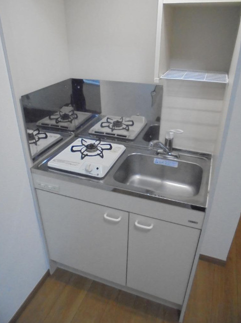 杉並区高円寺南３丁目のアパートのキッチン|きれいなキッチンです