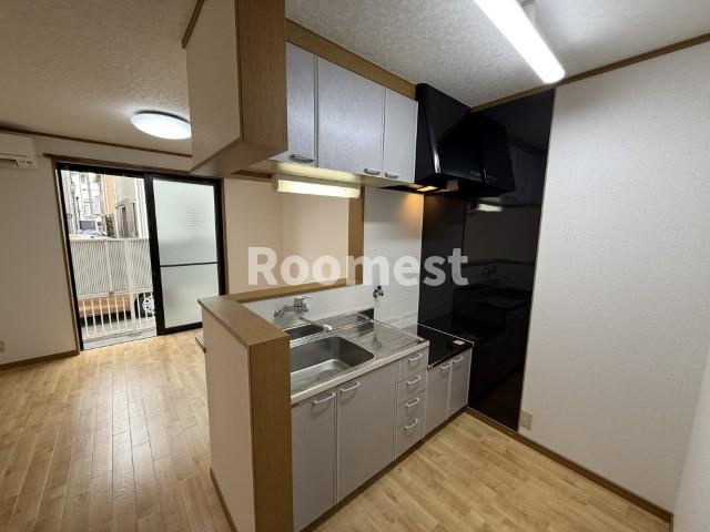 加古川市別府町別府のアパートの駐車場|駐車場完備です