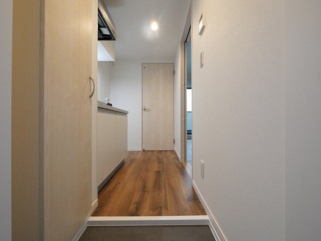 大阪市生野区小路東１丁目のハイツの玄関
