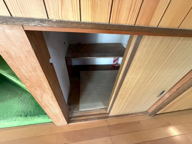 神殿戸建ての収納