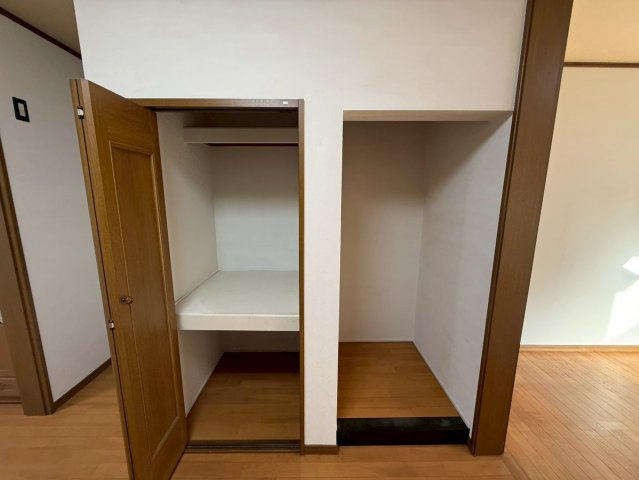 神殿戸建ての収納