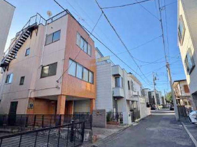 北区西ヶ原3丁目 限定1区画の前面道路含む現地写真|北区西ヶ原3丁目の落ち着いた住宅地
小中学校や保育園、幼稚園も近く子育てしやすい住環境です