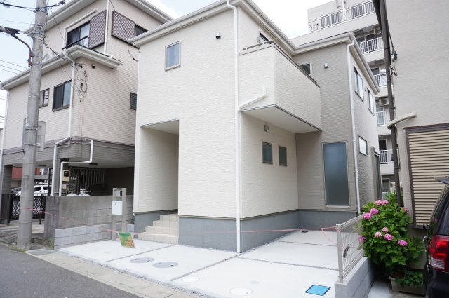 草加市金明町 新築分譲住宅