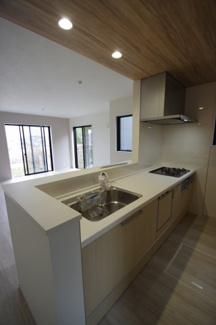 【内観：施工例】 | 【仲介手数料無料！！】稲城市平尾2丁目　新築戸建て（全3棟）3号棟　5399万円 | 洗面化粧台