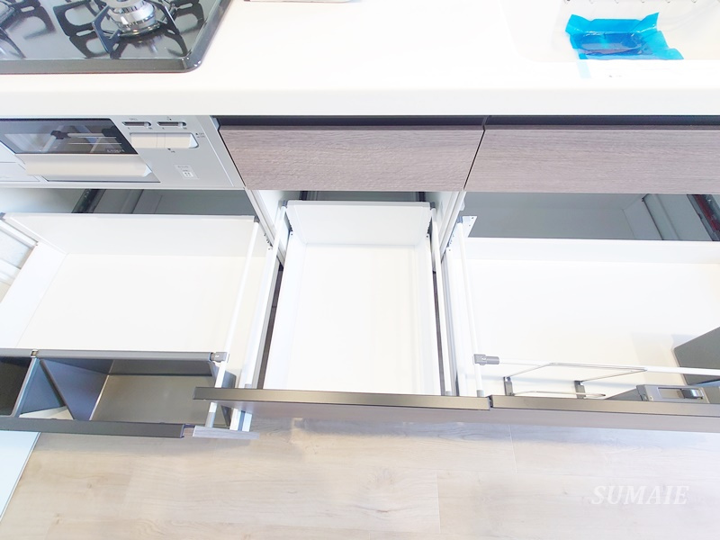 JMFレジデンス赤羽志茂のキッチン|キッチン下収納です☆