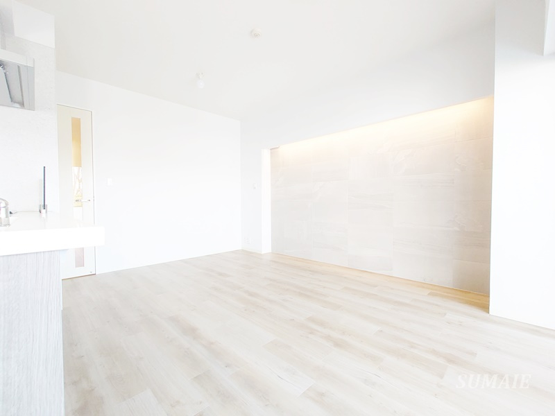 JMFレジデンス赤羽志茂の居間・リビング|窓側からのアングルです☆