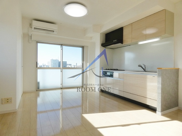 Ｒｉｓｉｎｇ　ｐｌａｃｅ浅草五番館の内装