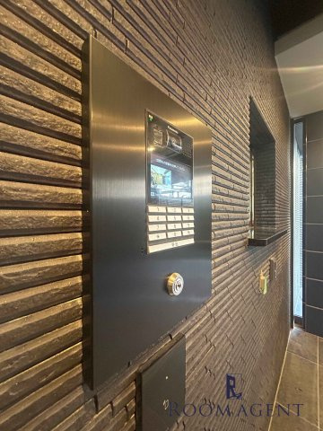 エスリード東別院ザ・セントレのエントランス