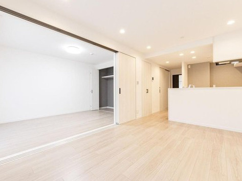 ドルフ青葉台のキッチン|多くの時間を家族と過ごすリビングダイニングは憩いの場所、南向きなので明るく快適で過ごしやすい環境です