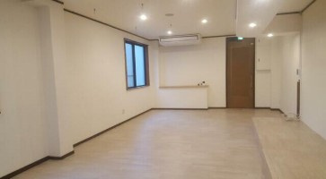 所沢マコトビルの内装