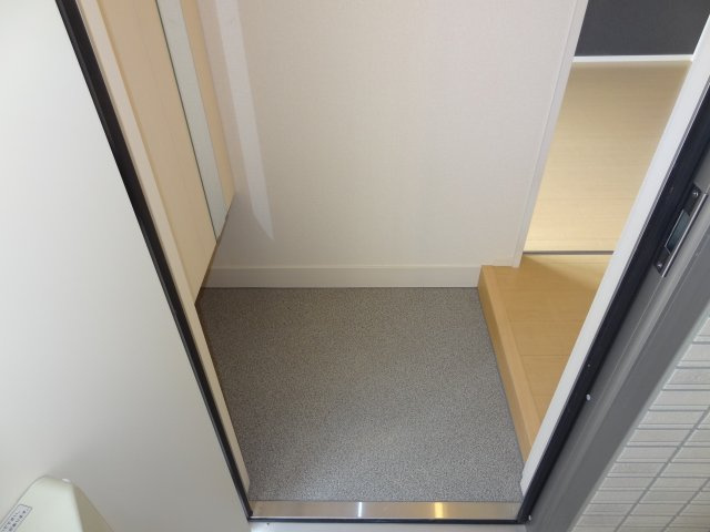 プティトフェルムの玄関