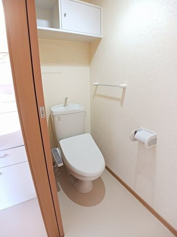 ヴィラージュⅣのトイレ|シンプルで使いやすいトイレです