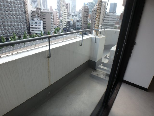 ライオンズステーションプラザ大塚のバルコニー