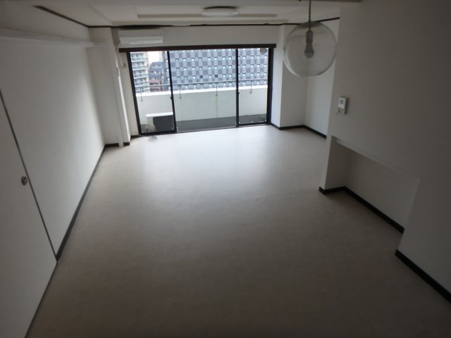 ライオンズステーションプラザ大塚の居間・リビング