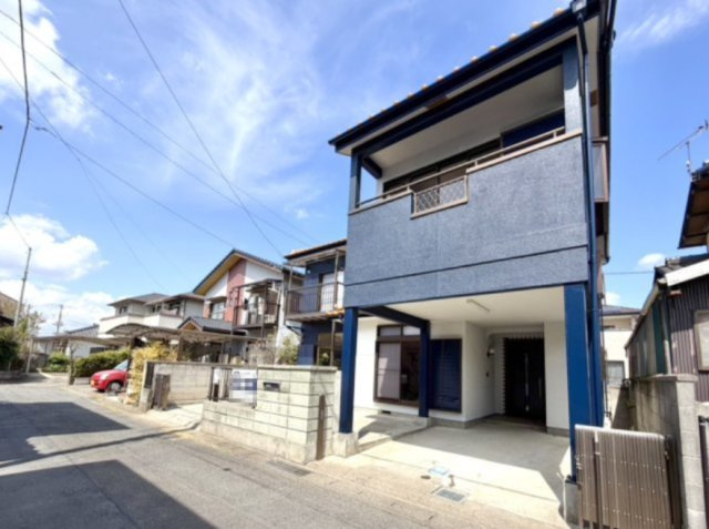 【中古戸建】高崎市新町1期の外観|■外観｜特徴のある個性的な住まいと美しい街並み、そして住みやすい環境を、ぜひ現地でご覧になりませんか。お気軽にお問合せください(^^)  