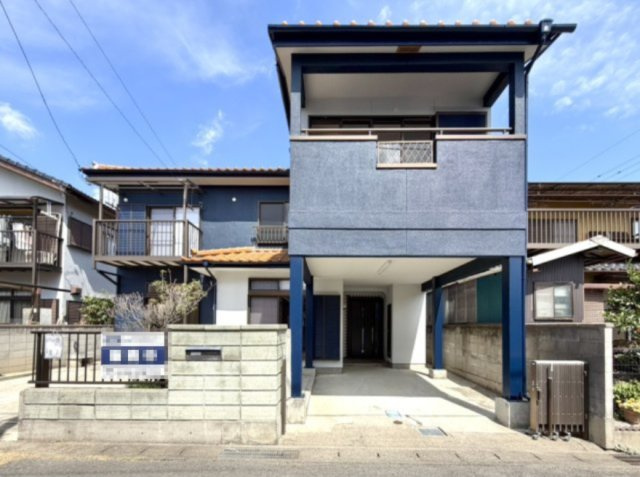 【中古戸建】高崎市新町1期の外観|■外観｜ここから始まる「日常」はご家族にとってかけがえのない時間となります。少しでも豊かに、快適に。