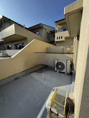 【駐車場】 | グランドメゾン仰木の里六番館 | 不自然なところはAIで一部消去しているため