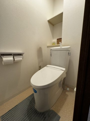 【トイレ】 | グランドメゾン仰木の里六番館 | 不自然なところはAIで一部消去しているため