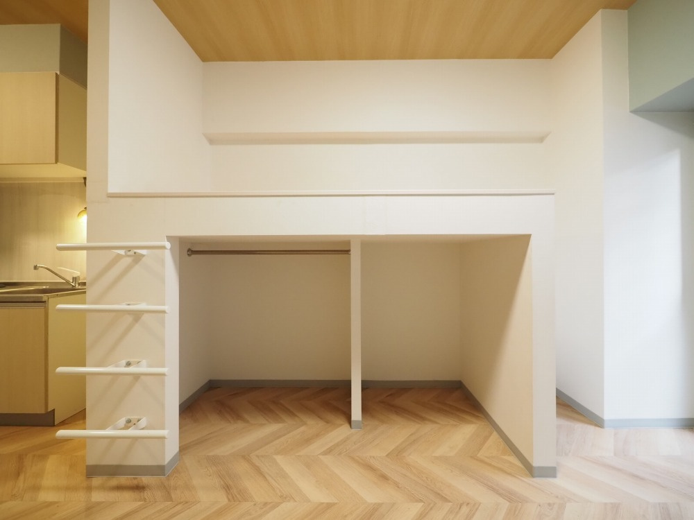 大阪市北区国分寺２丁目の賃貸マンションの収納