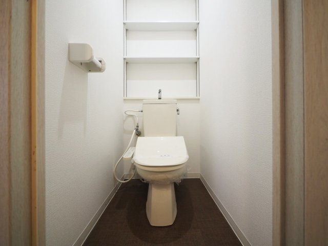 大阪市北区国分寺２丁目の賃貸マンションのトイレ
