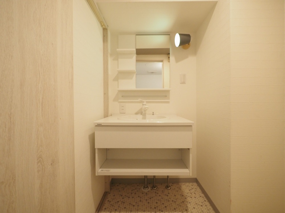 大阪市北区国分寺２丁目の賃貸マンションの洗面所