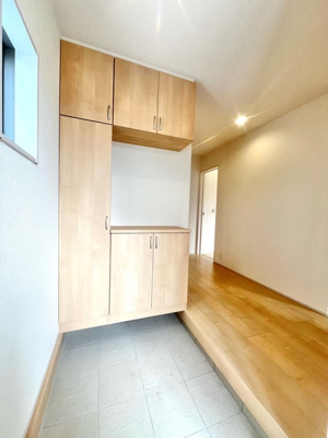 【内観：施工例】 | リーブルガーデン茨木市上野町７期 | 同シリーズ