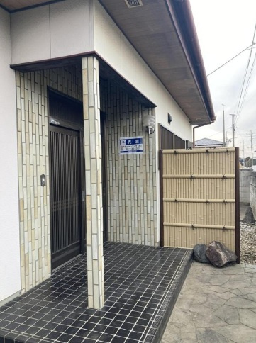 【玄関】 | 太田市藪塚町売家