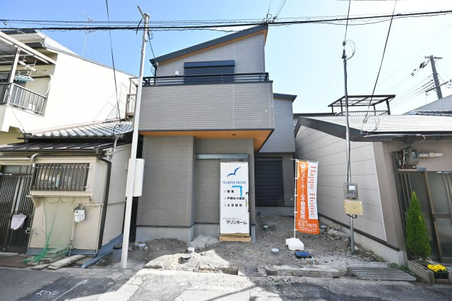 マドレコート長洲東通1丁目新築一戸建て│4LDK+駐車1台可